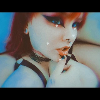 Siren 🖤🍒