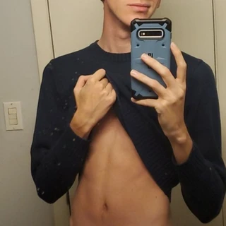 SkinnyBoy22
