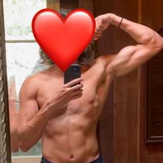 Skinny Fit Guy