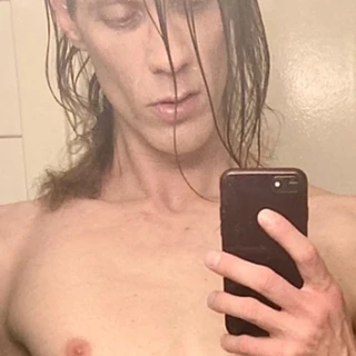 skinnysissyboy