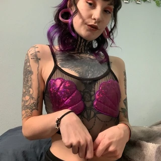 Smalltittygirlfriend