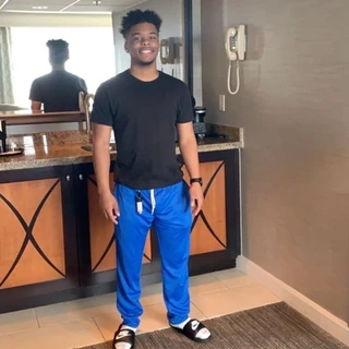 D Smoov 🧖🏾‍♂️