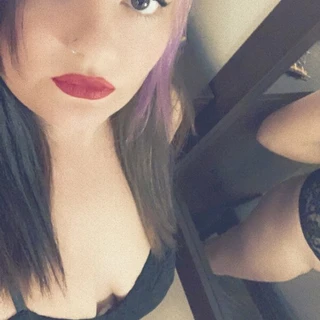 Renee 🍒