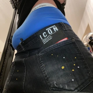 Sneaker/Sagger fun