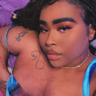 Chubby Goddess 🩷🩷🩷