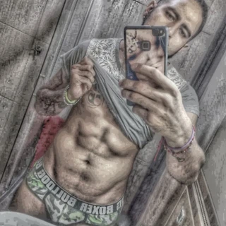 Roberto Bravo®