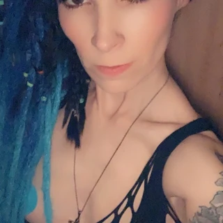 THE OFFICIAL NIKKI