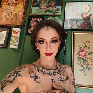 🥀🕸 ℭ𝔩𝔞𝔦𝔯𝔢 🕸🥀