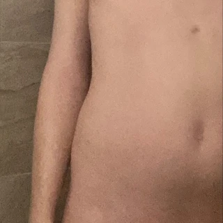 strawberry bush 🍓👱🏻‍♂️🍆