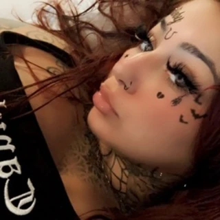 Miss~StarrfireXXX💥🧚🏼‍♀️🍭🔮🖤