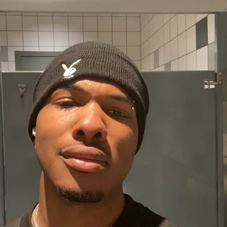 ♱