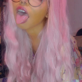 Miss Suge avery