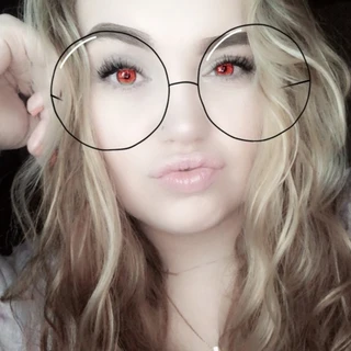 😈
