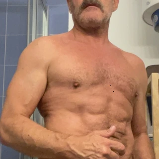 SuperDaddyXL