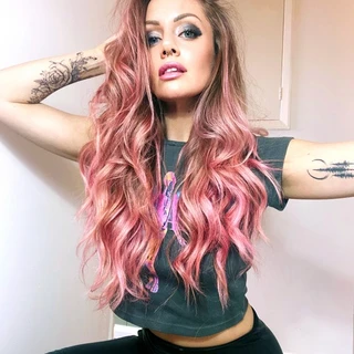 Suzi Star
