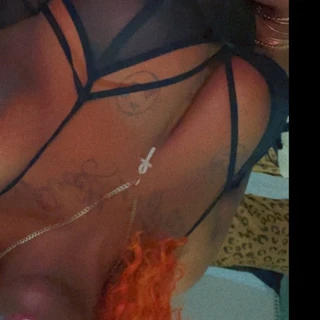 Peaches 🍑 👅 & Cream 💦😏😝