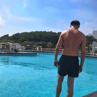 LUKA - Tall German Top
