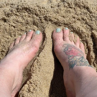 Tasty Toesies