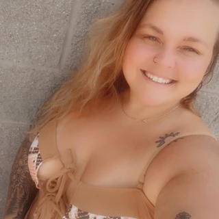 Taylor Mae 🌻