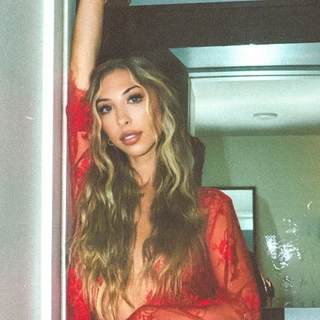 Taylor Rose 🌹