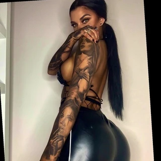 Tegan Newman ⛓