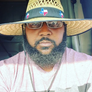 Tee Rob
