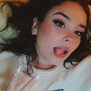 Thais🖤