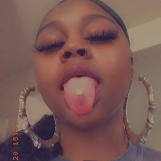 Nia 😝