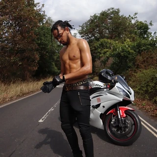 Alec X