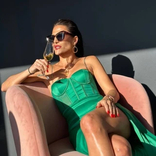 Queen Aisha Exclusive VIP