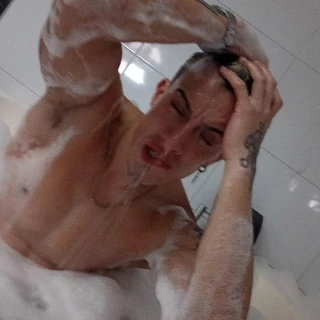 strongboy__