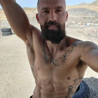 Travis horn