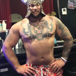 THE BEARDED CAVEMAN