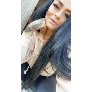 TheBitchNextDoor