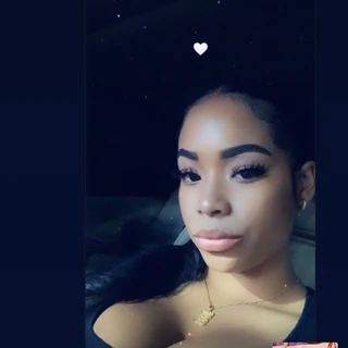 💋