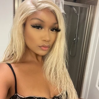 Mo