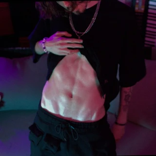 Skinnyboyyy