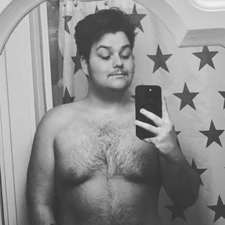 Adam (NO PPV)