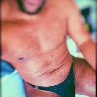 👅 THIQ…