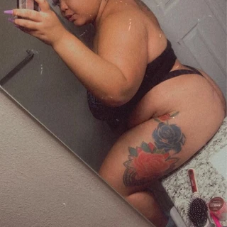 Lanay_Yella 🍑💦