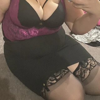 Thick and curvie 4 you