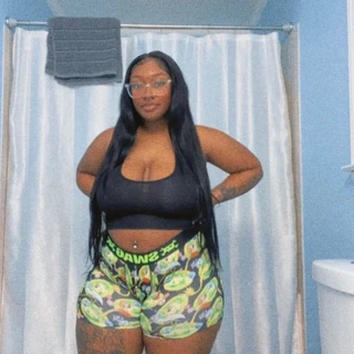 ThickGirl E 💚