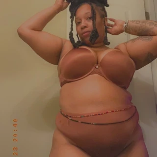 Thick Ros3🥀
