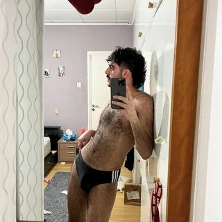 thirstyhairyhoIe