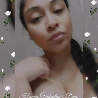 Tia Flowers