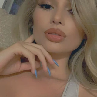 T 💋