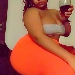 TiffaniNicolle👅🎥