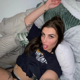 Skylar 🖤