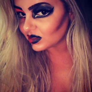 Cat Victoria