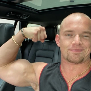 Travis Lee Dyson